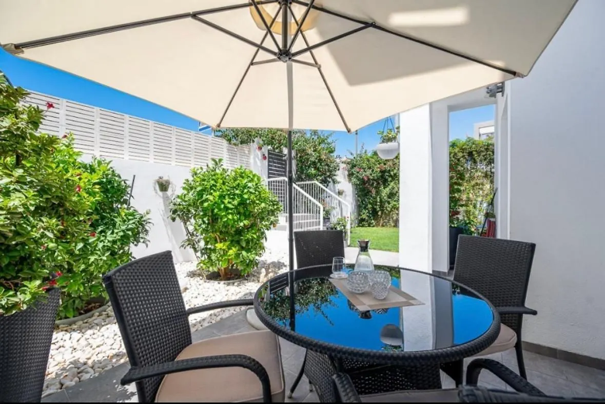 Casa Elah - Luxury Villa Nerja